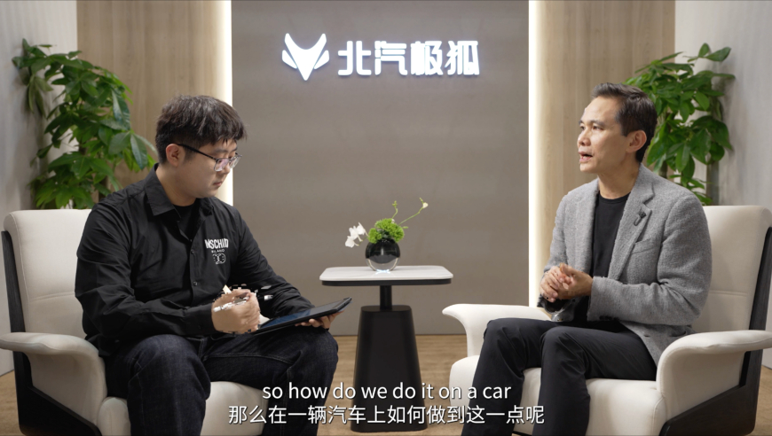 澳门2025年正版免费资料,特朗普宣布对进口汽车征收25%关税,创新典义解读_破例版V12.29